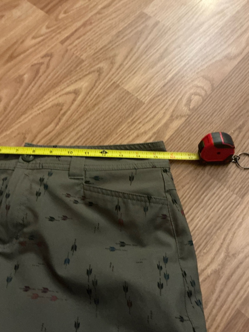 Eddie Bauer Olive Green Aztec Printed Skort Size 4 - Picture 7 of 7